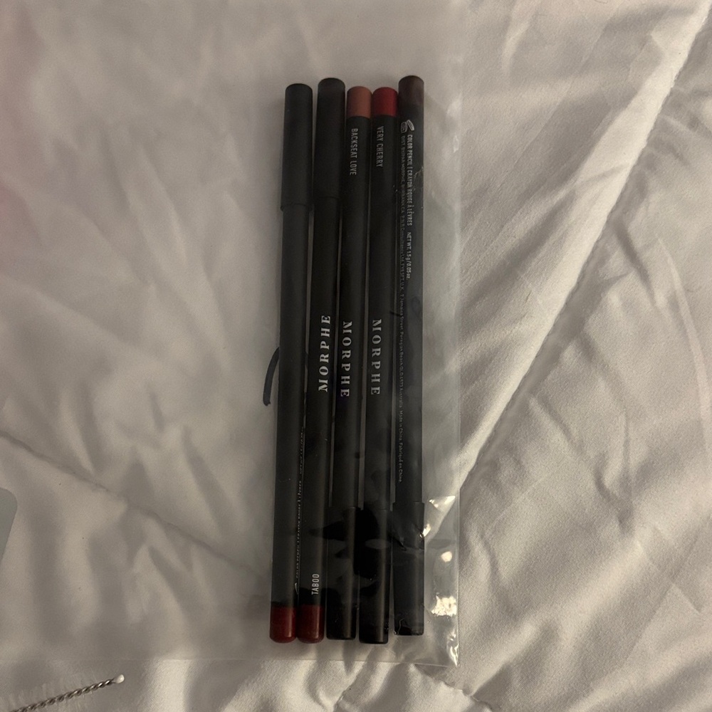 Morphe Lip Liner Collection - Deep Red and Rich Brown